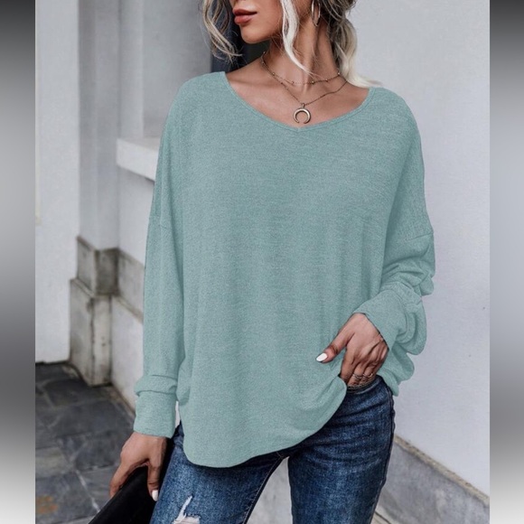 Tie back top - Picture 2 of 12